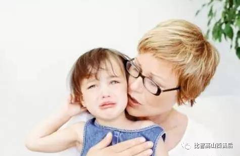 高女人和她的矮丈夫_高矮的矮怎么寫_男高女矮情侶親吻圖片