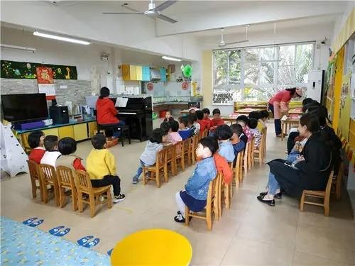 幼兒園手冊家長寄語怎么寫 幼兒園里的一些“潛規則”，老師不會直說，家長需要心領神會