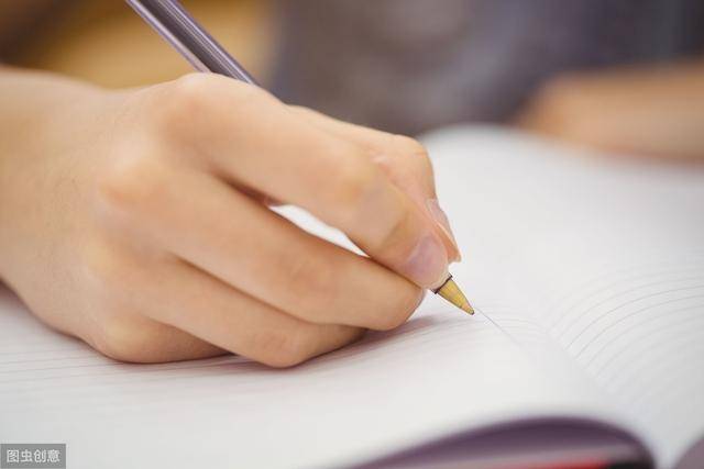 犯錯夫妻寫書保證書有用嗎_夫妻犯錯誤寫保證書_夫妻保證書不再犯錯怎么寫