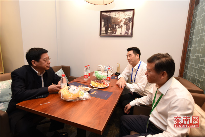 配音演員李楊唐老鴨_唐老鴨配音李揚_唐老鴨李楊配音視頻
