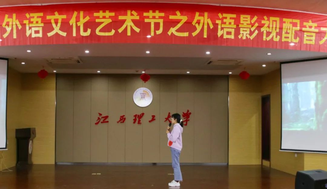女機(jī)器人普通話配音_配音機(jī)器人app_機(jī)器配音
