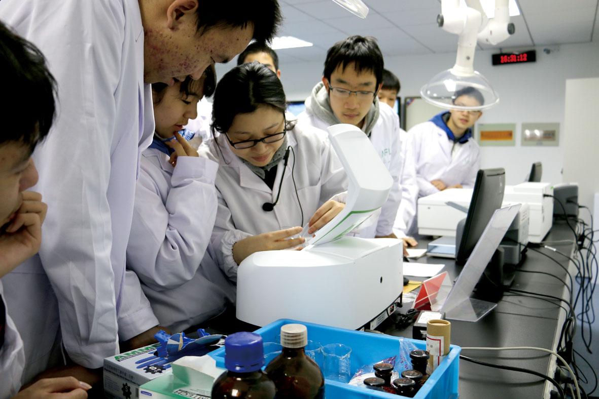題目論文研究方向_題目論文怎么寫_ai論文題目